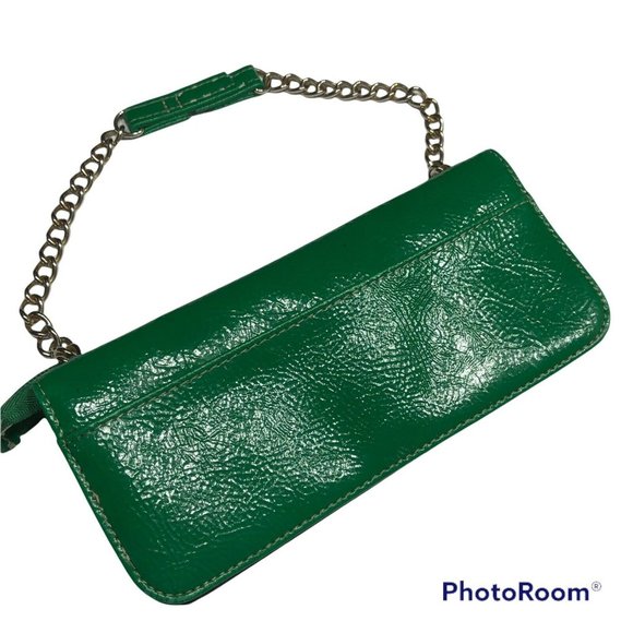 Target Green Faux Patent Leather Chain Strap Bi-fold Womens Wallet Clutch - Picture 1 of 12